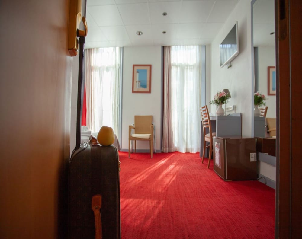 Hotel Oasis 19/31