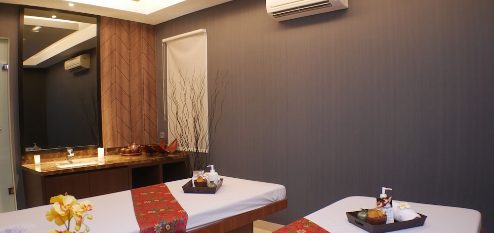 Grand Picasso Hotel 15/35
