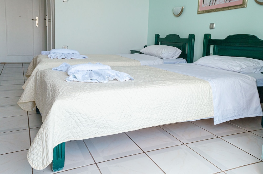 Hotel-Mistral Aegina 5/50