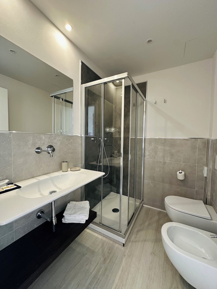 Bencista Hotel 45/46