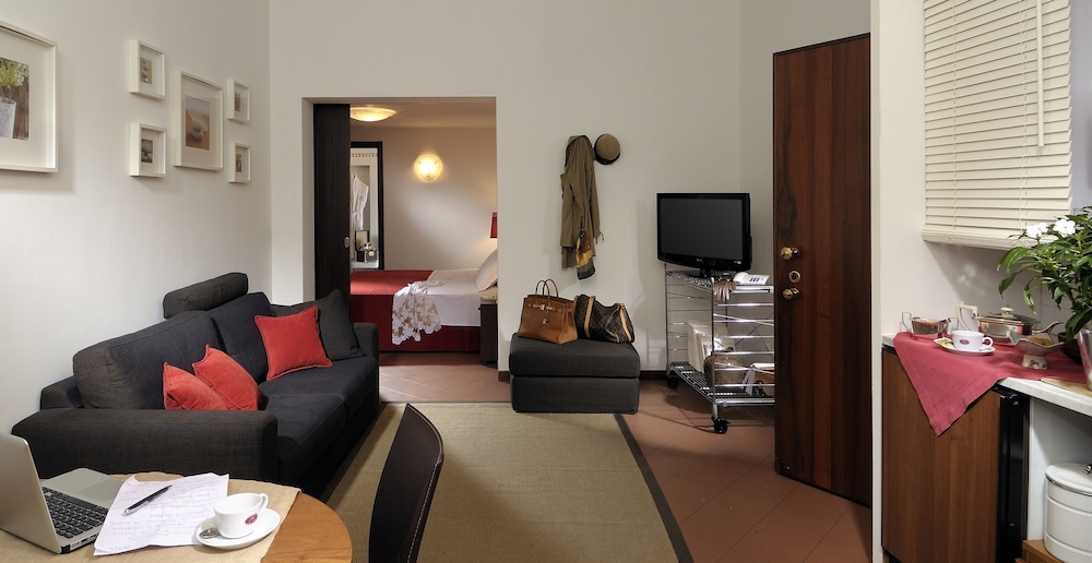 Phi Hotel Bologna 48/71