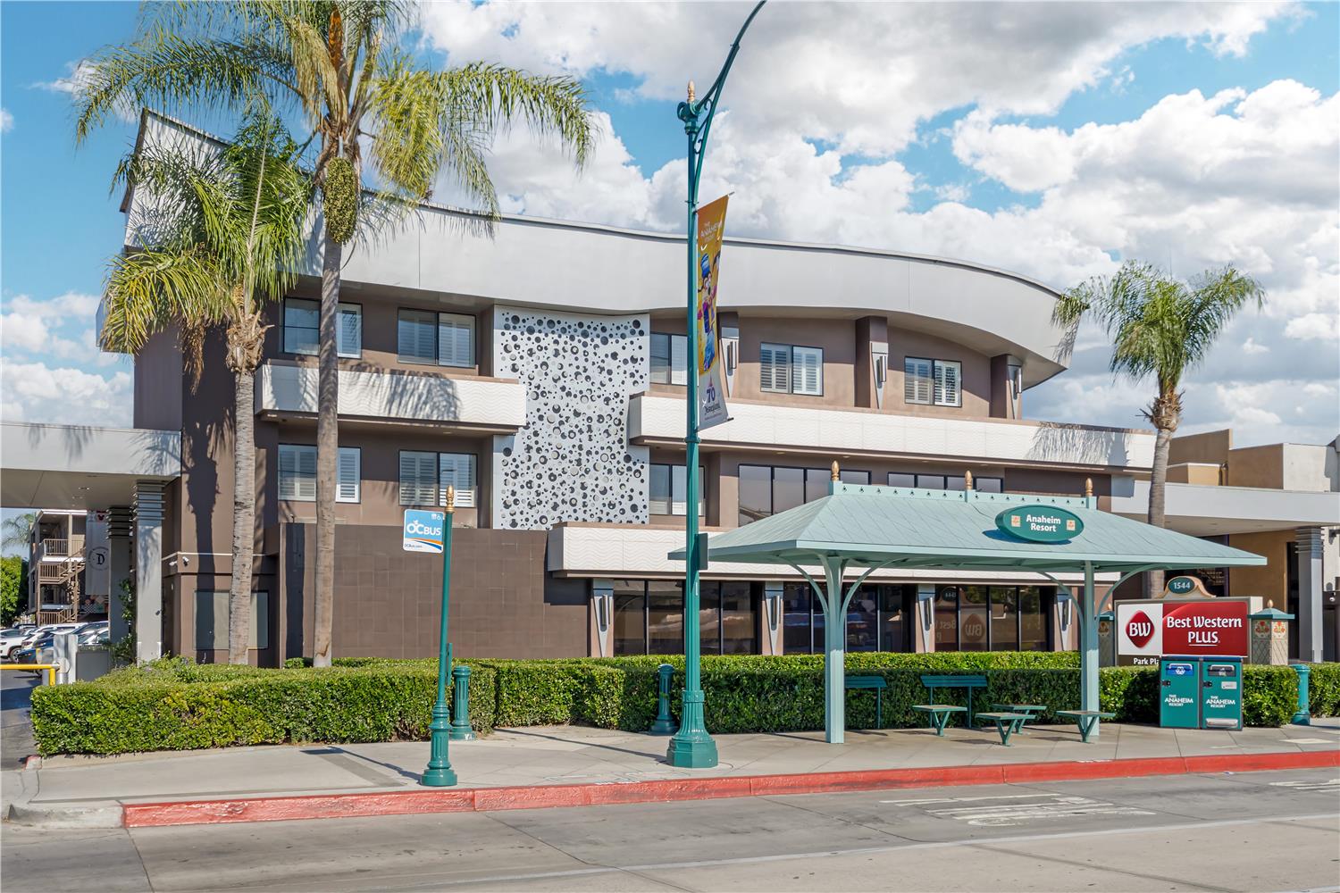 Best Western Plus Park Place Inn - Mini Suites 18/21