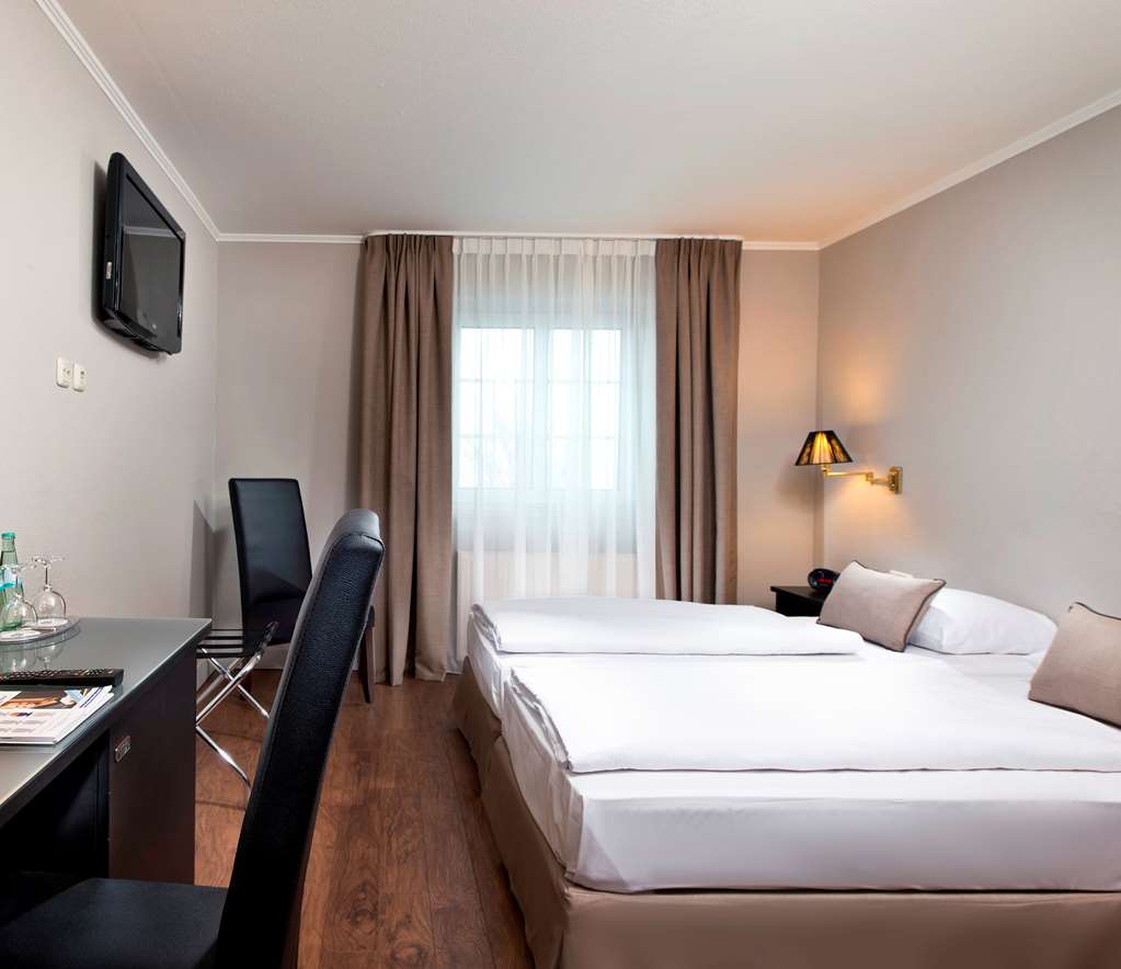 Hotel Muenchen Nord 9/30