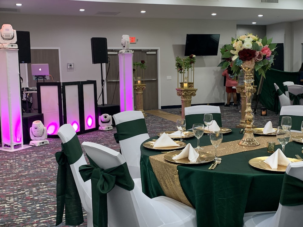 Hampton Inn and Suites Houston East Beltway 8 41/58