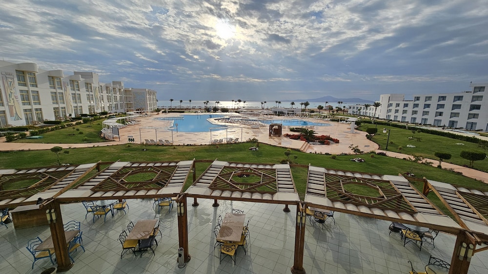 Amarina Sun Resort & Aqua Park 45/50