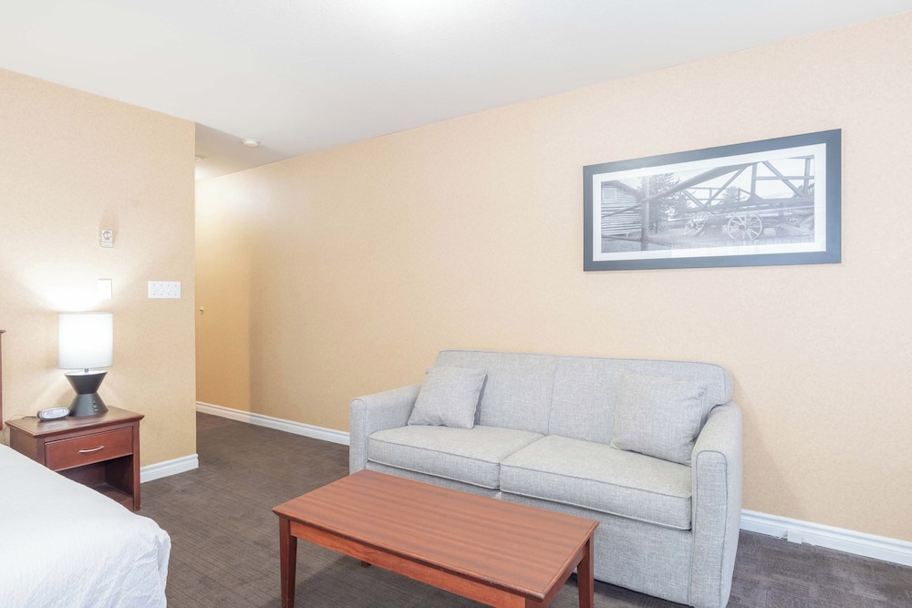 Sandman Hotel Castlegar 34/50