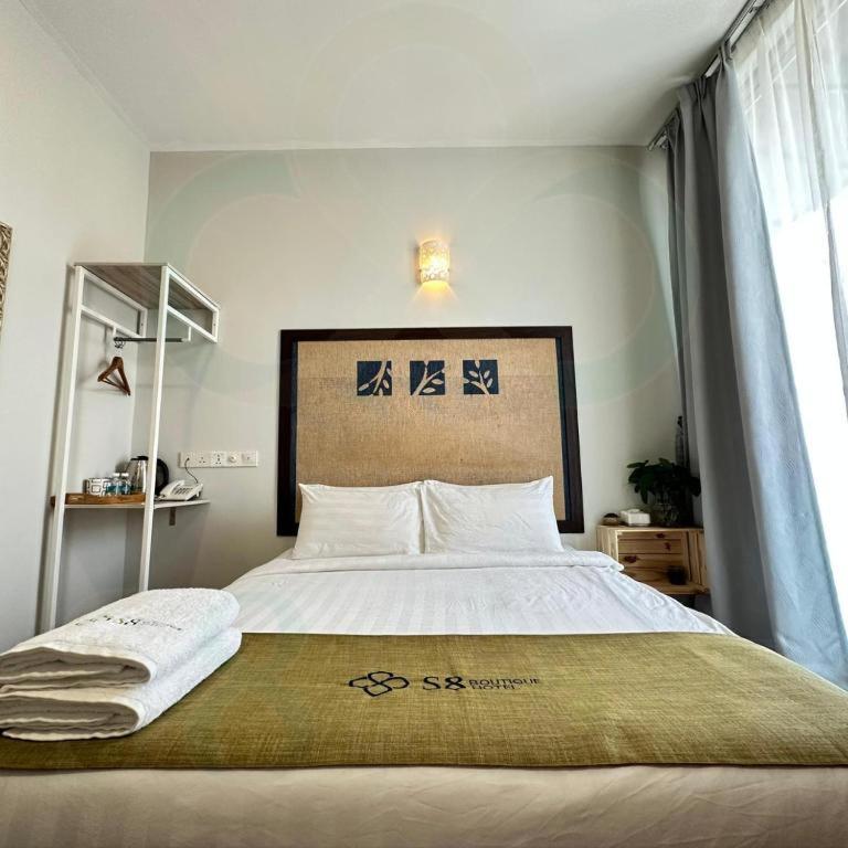 Room, Double Bed, Balcony