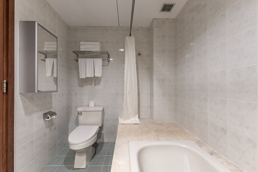 Garden View Court Serviced Apartments 47/50