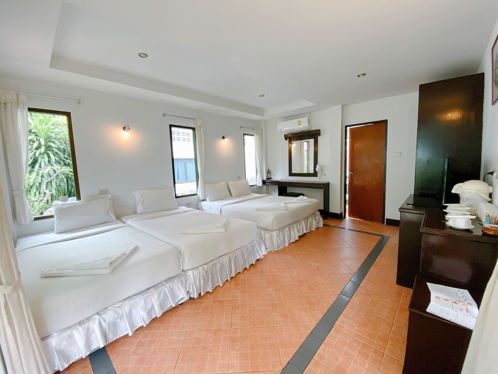Samui Honey Backpacker Bungalow 7/15