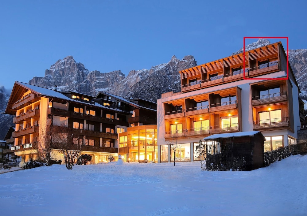 Parkhotel Ladinia 2/50