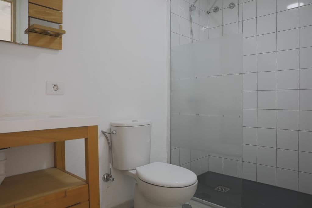 MIXED DORM, 6 BEDS