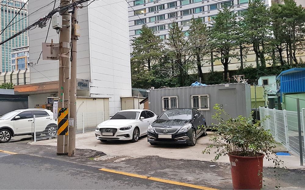 Uniqstay Hostel And Suite 42/46