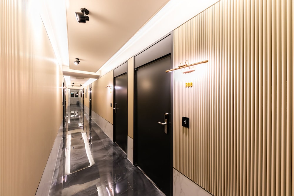 Browndot Hotel Sasang Renecite 24/50