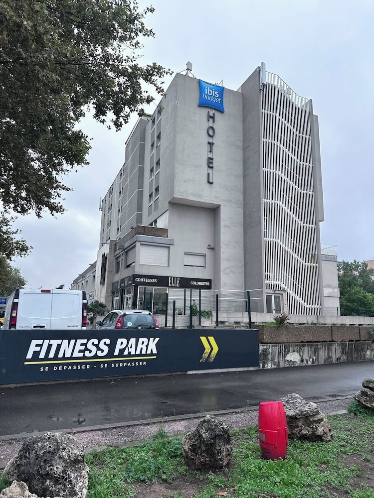 Ibis budget Frejus Saint Raphael Centre et Plage 8/64
