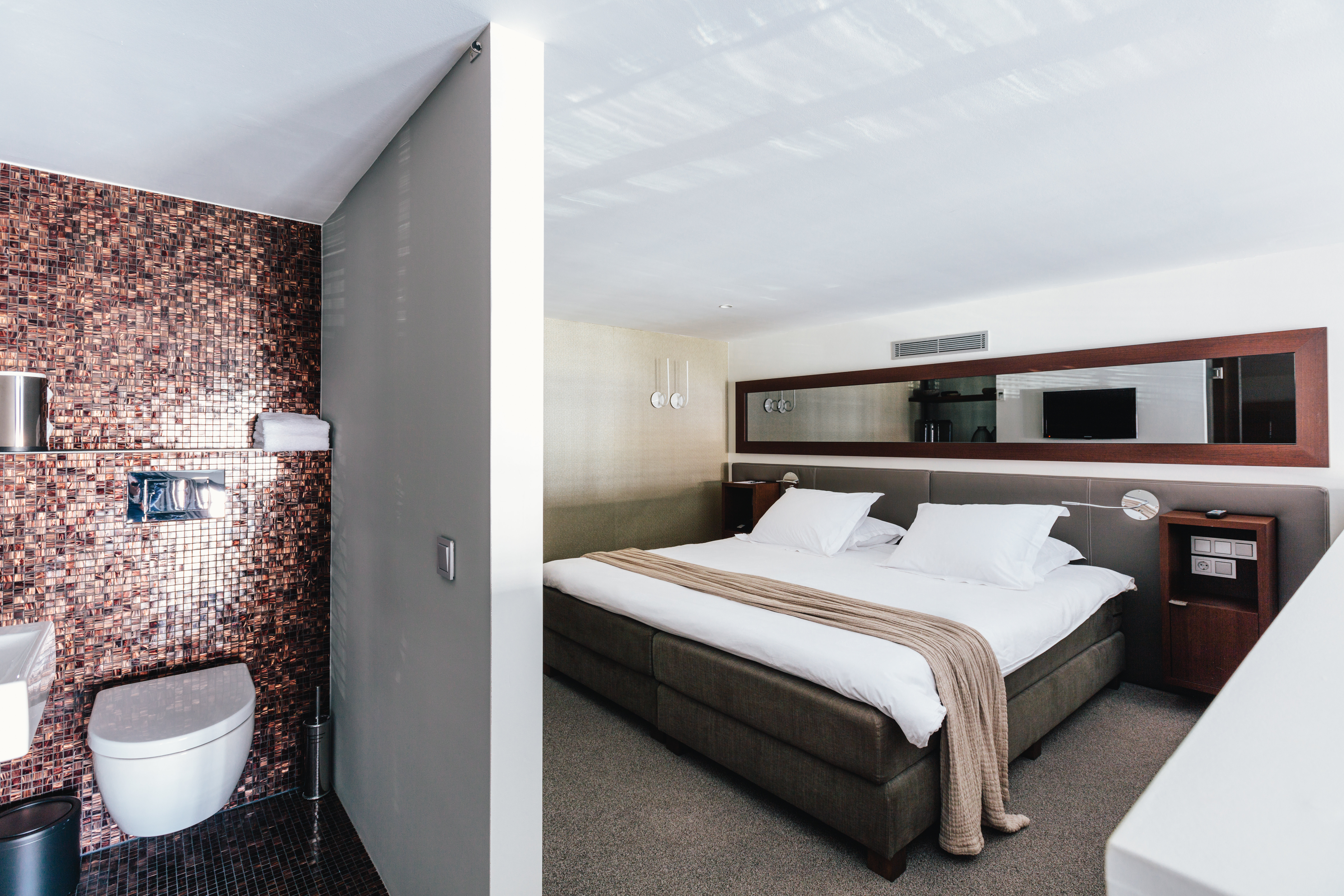 LUXURY, SUITE, CANAL VIEW