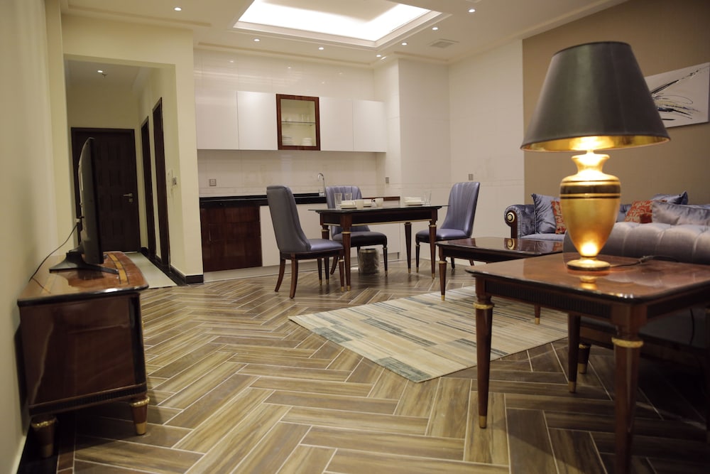 فندق بيوت مكين من ورويك(Makeen Home) 75/98