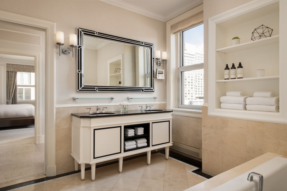 جناح رئاسي بسرير كينج، Fairmont Chateau Laurier 4/5