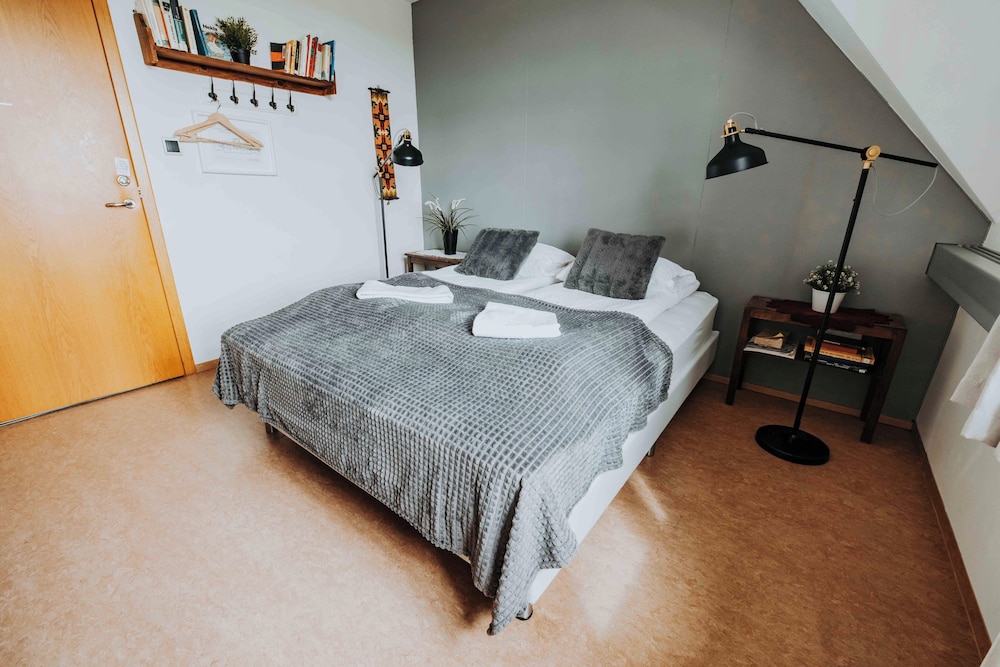 Heradsskolinn Historic Guesthouse 14/50