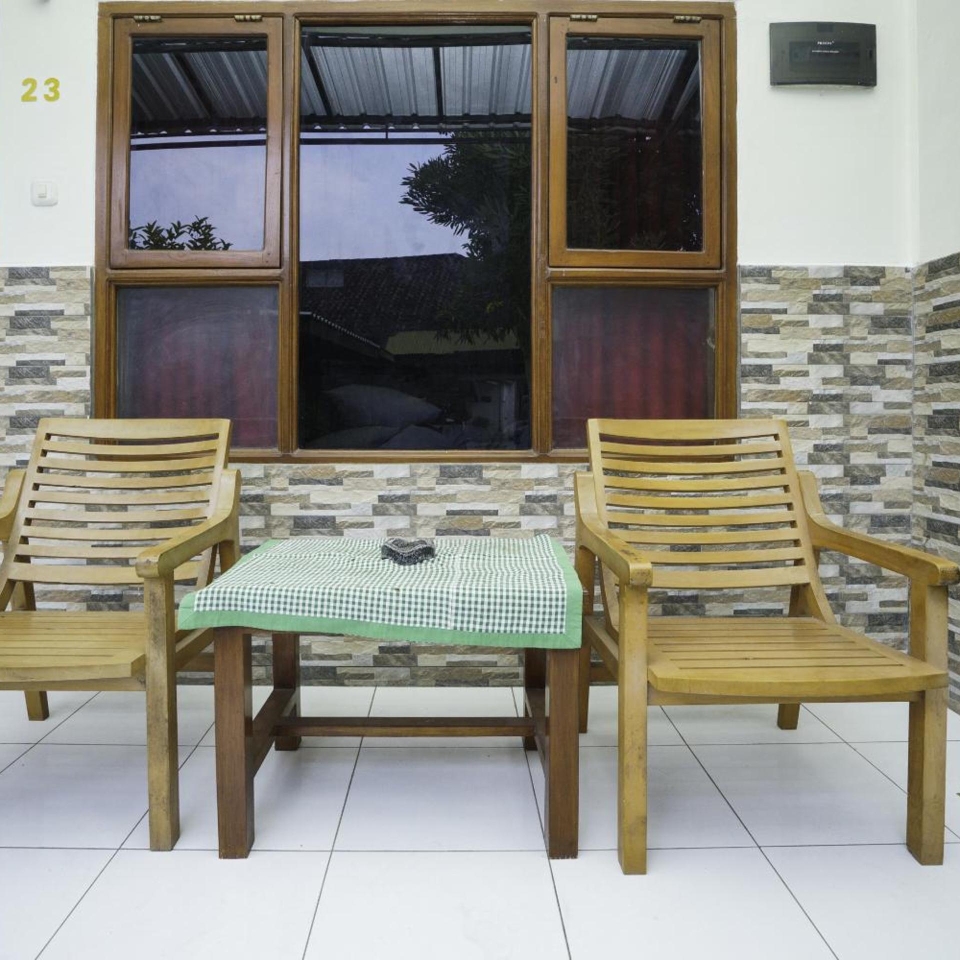 OYO 1999 Hotel Tentrem Syariah 22/33