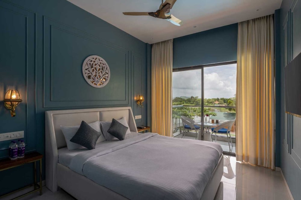 Room at Paramount Riverfront Resort and Spa, KARJAT