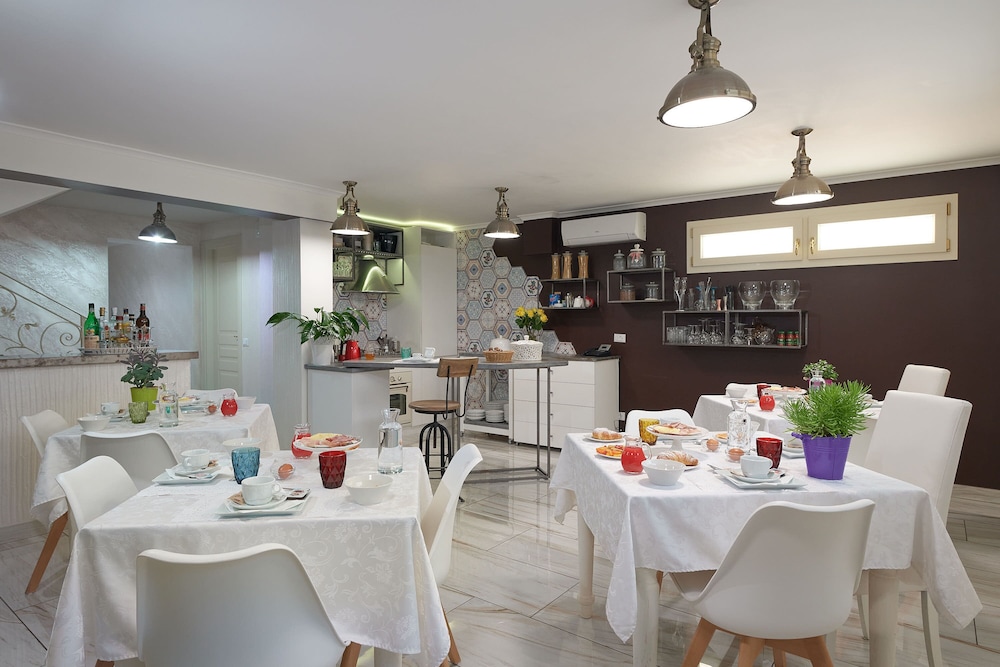 Rome Airport Inn 32/44