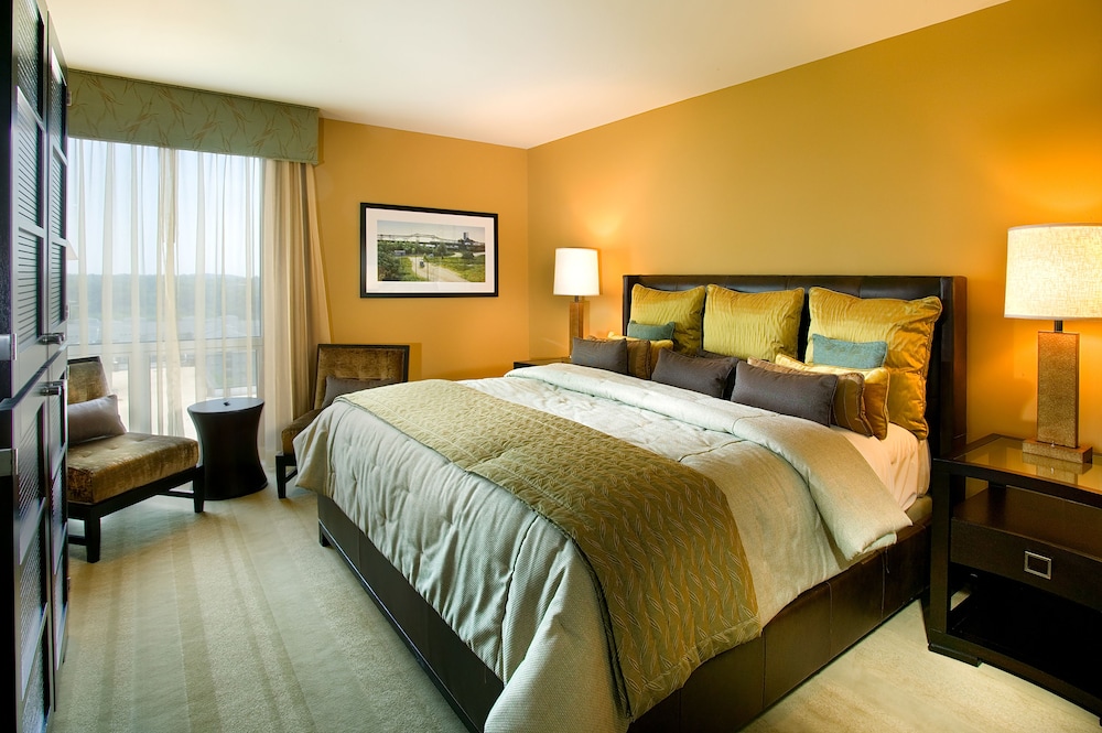 The Heldrich Hotel 3/24