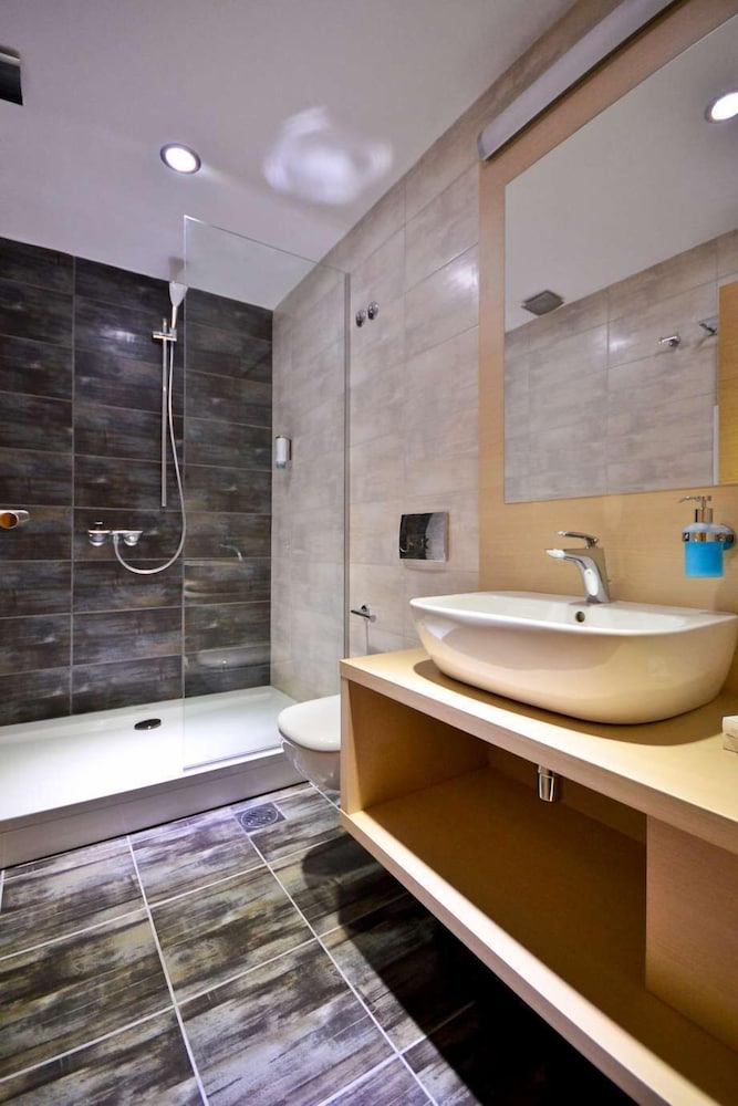 Artloft Hotel 30/72