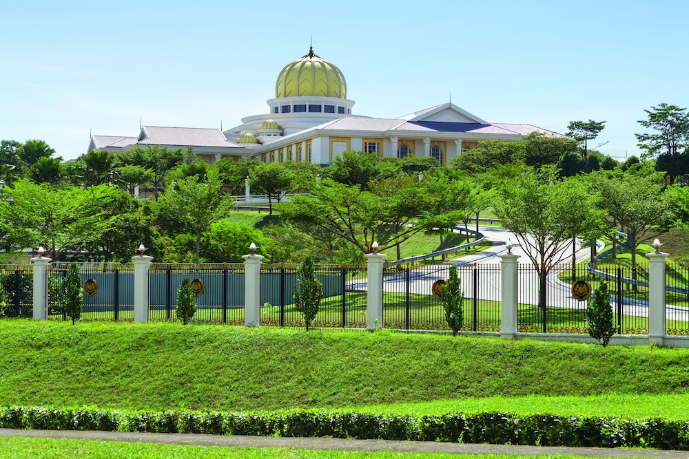 HYATT HOUSE KUALA LUMPUR, MONT KIARA 62/65