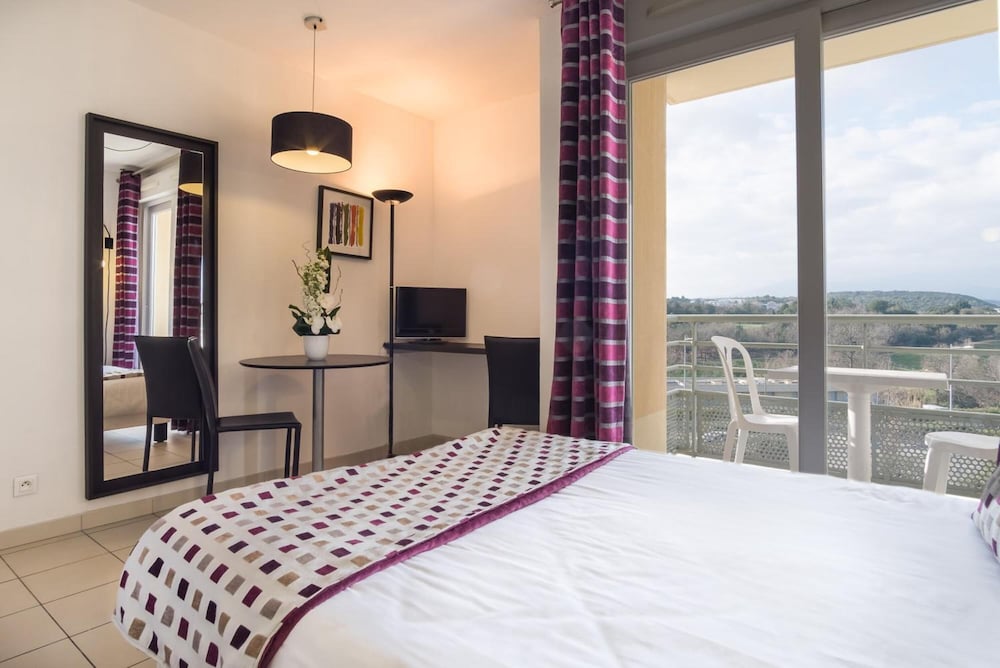 Nemea Appart Hotel Green Side Biot Sophia Antipolis 16/50