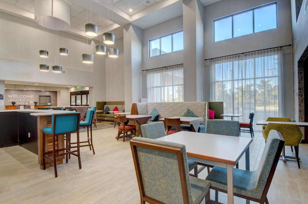 Hampton Inn Suites Portland Me 47/59