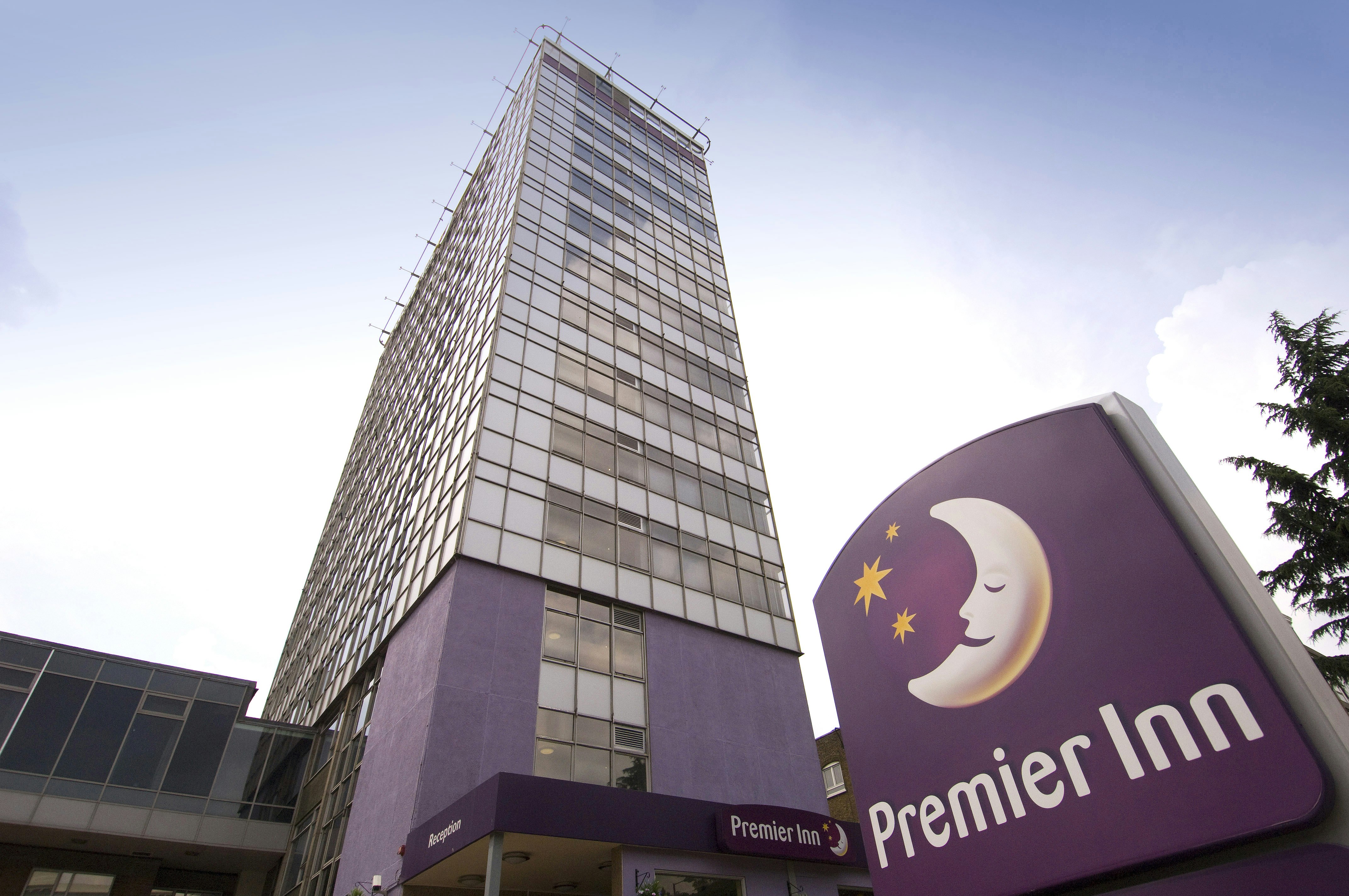 Premier Inn London Hammersmith (Ravenscourt Park) in LONDON
