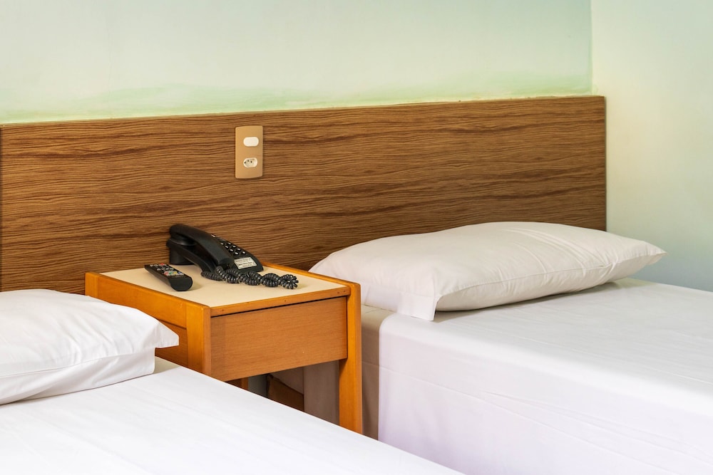 Pompeu Rio Hotel 18/65