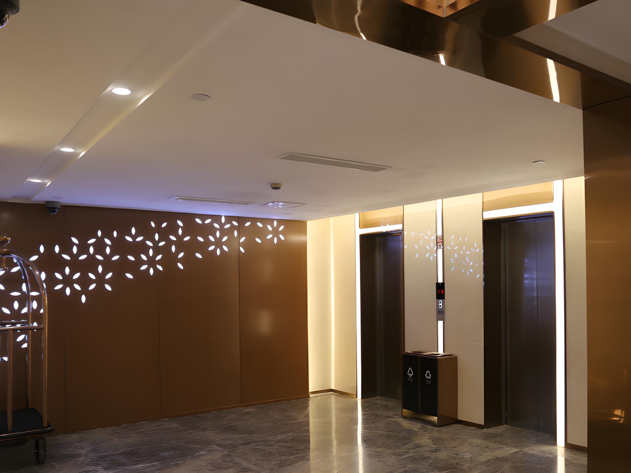 Lavande Hotel Shanghai Hongfang Development Center 14/41