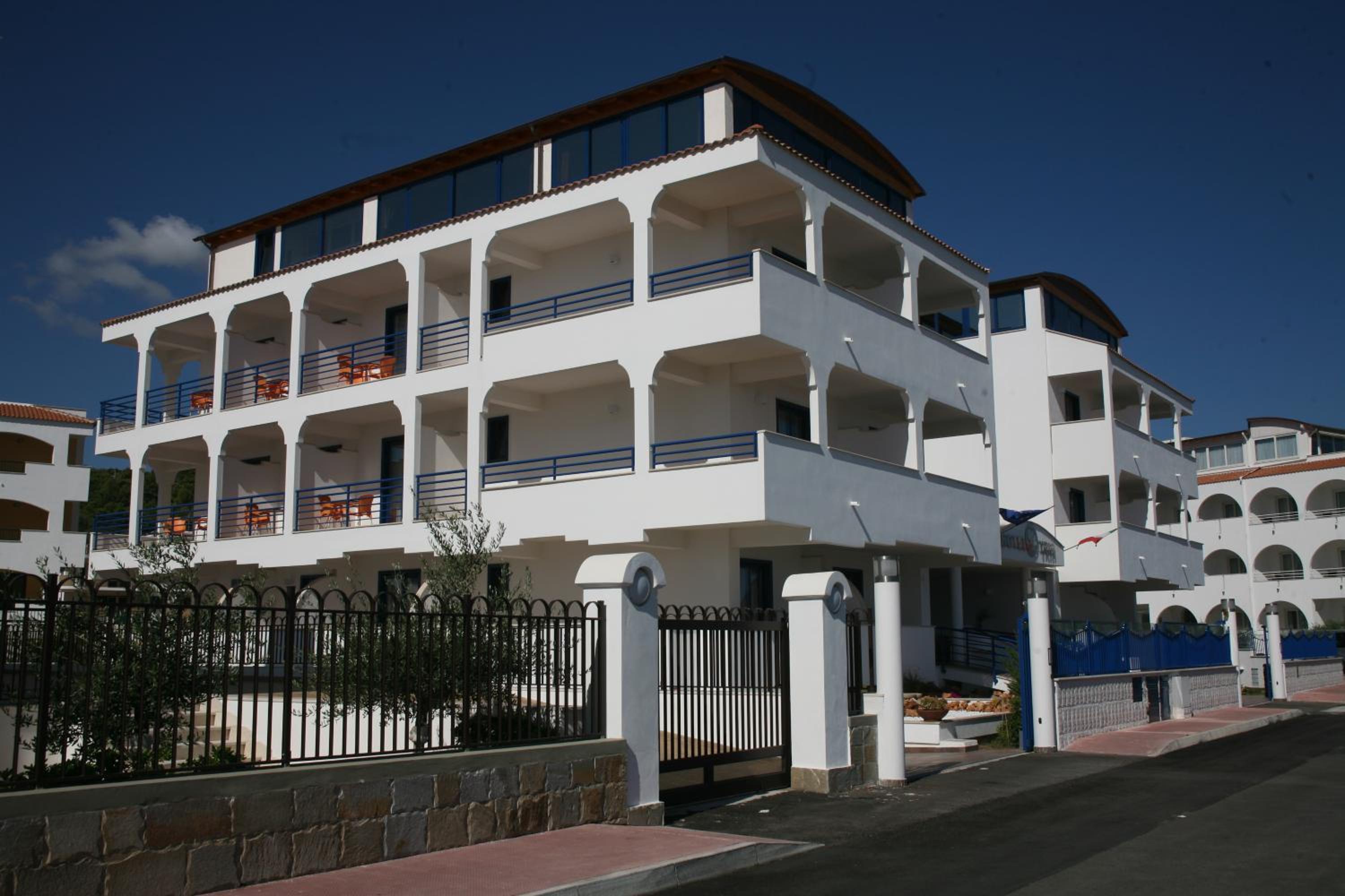 Hotel Yria 13/24