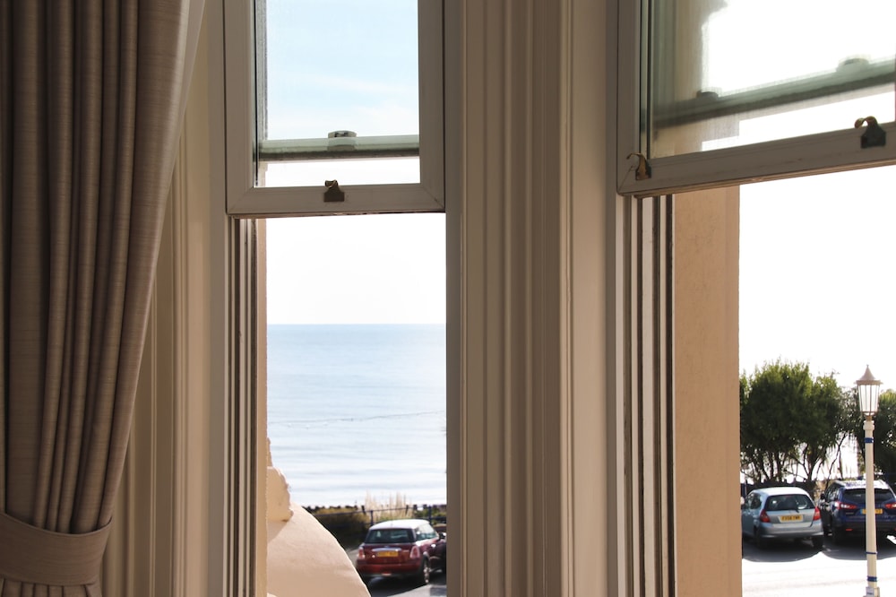The Chatsworth Hotel 3/50