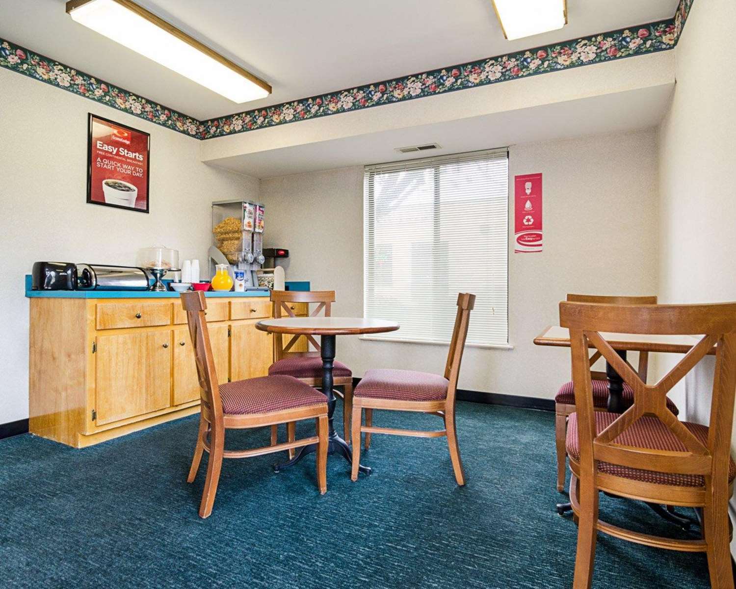 Econo Lodge Richmond North 9/14