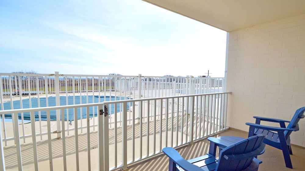 Carousel Resort Hotel Condominiums 3/64