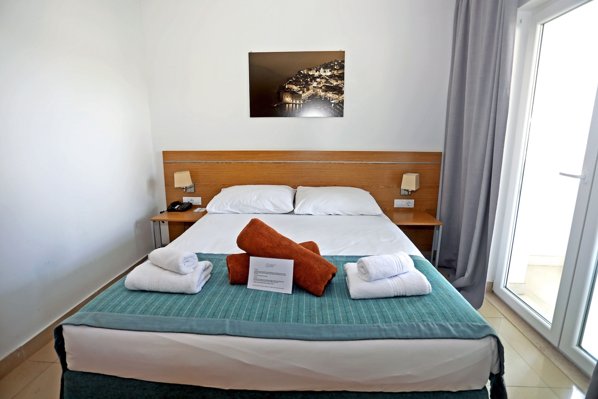 1 Bedroom, Apartment, Queen Bed, Sea Side, Balcony
