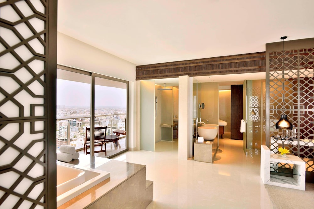 The Westin Hyderabad Mindspace 41/80