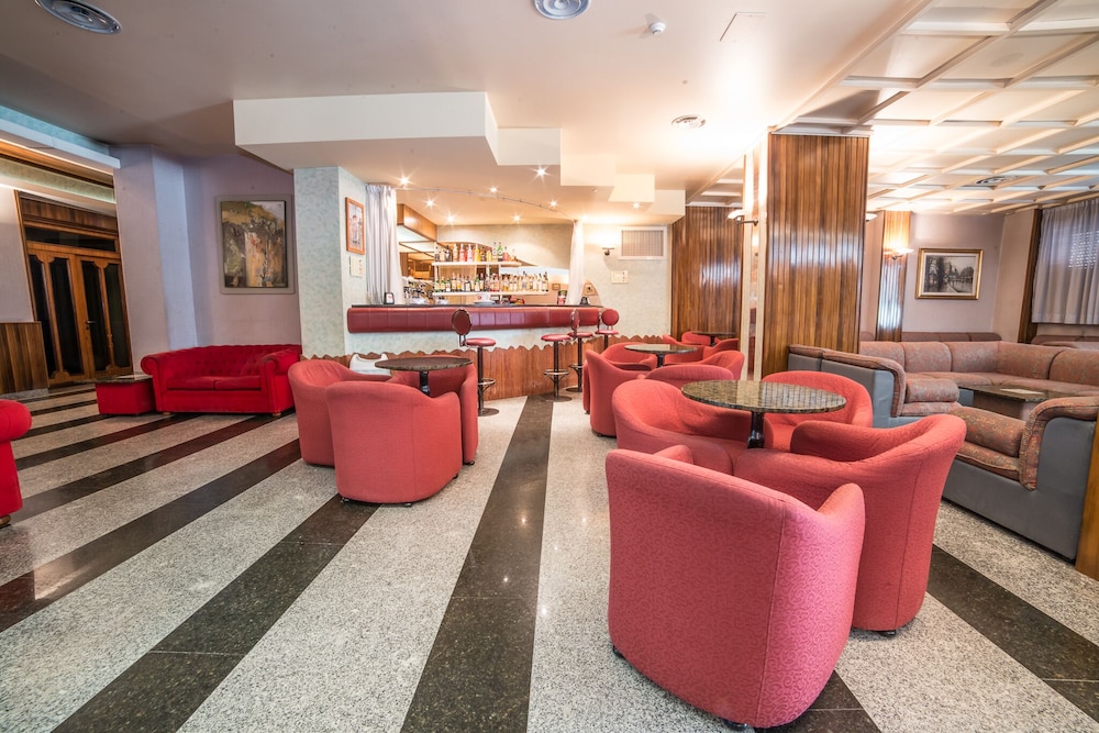 GRAND HOTEL EUROPA 28/50