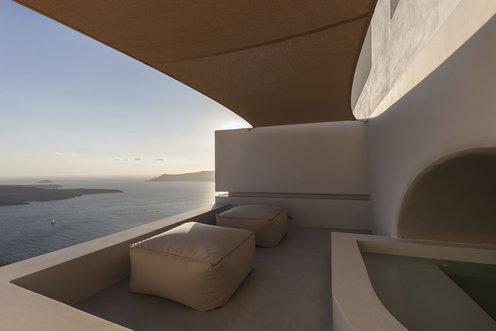 Aesthesis Boutique Villas 40/50