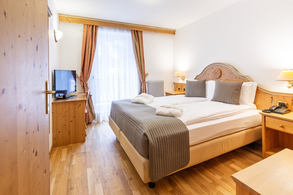 Gran Chalet Soreghes 25/69