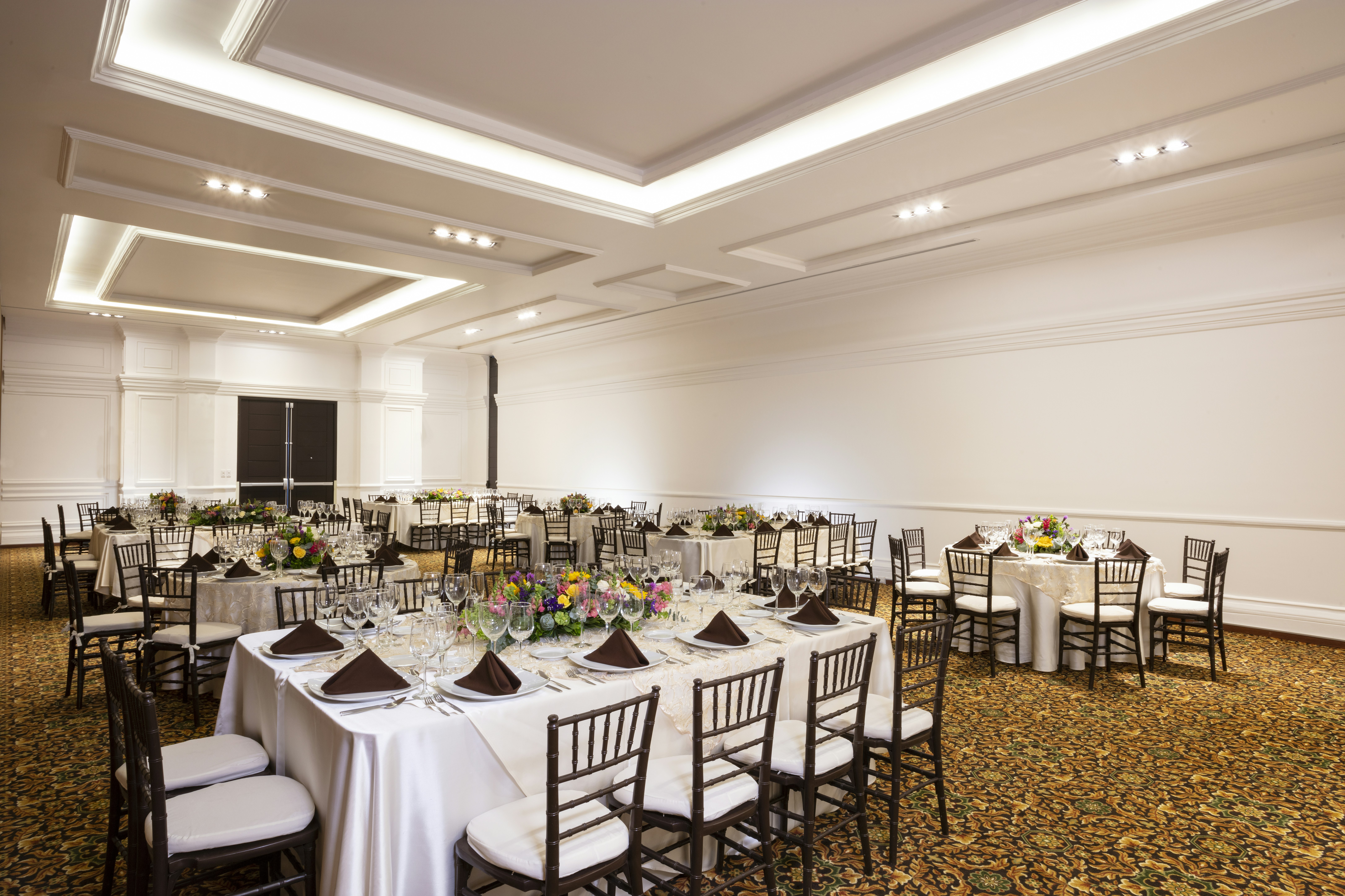 DoubleTree by Hilton Toluca 72/80