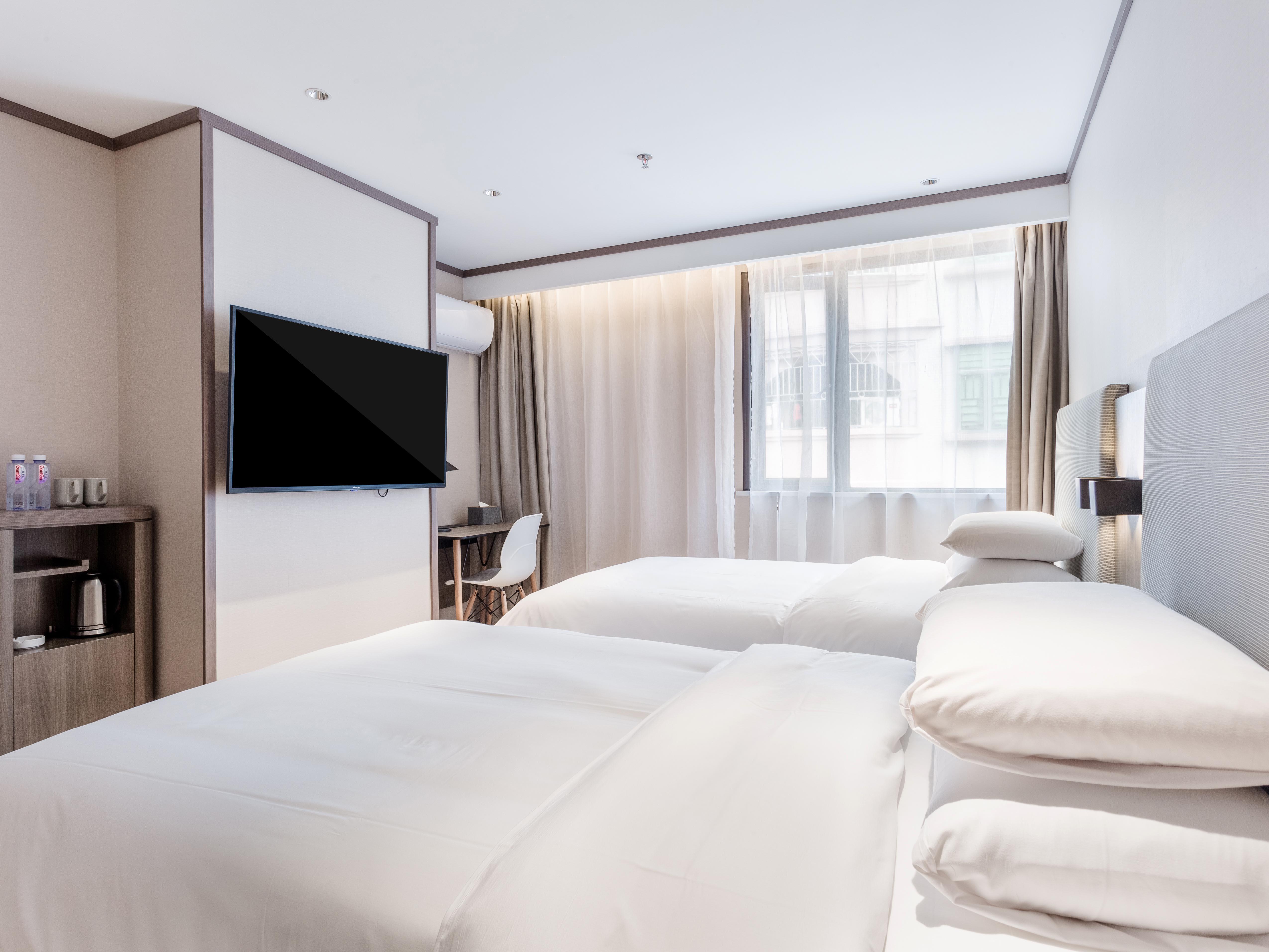 Hanting Hotel (Shenzhen Huaqiang Center Park) 6/28