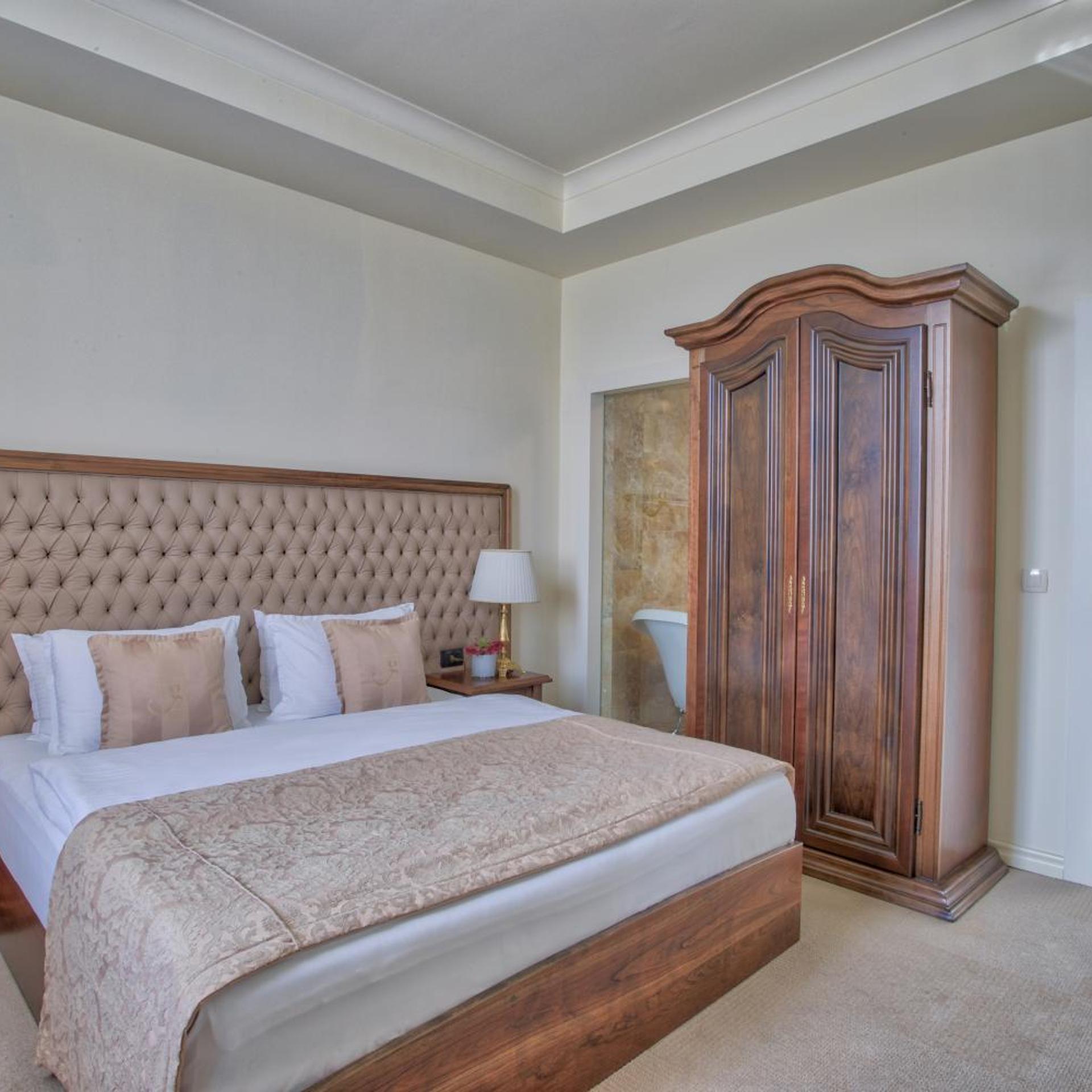 Room at Garden Hotel Pristina, PRISTINA