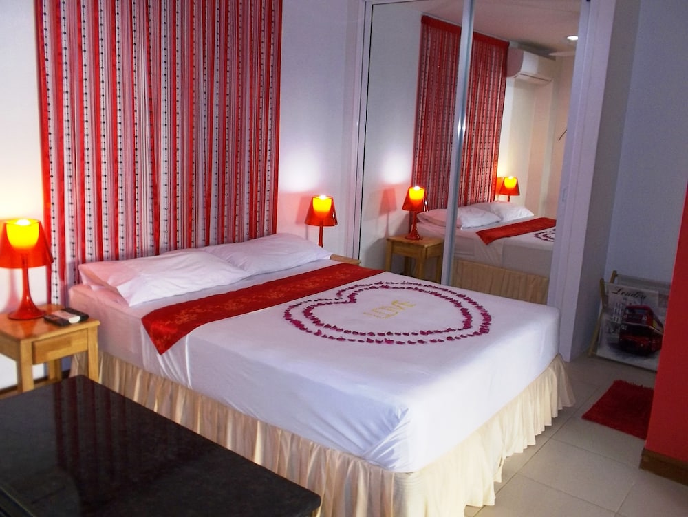 Mountain Sea View Luxury Apartments 20/72