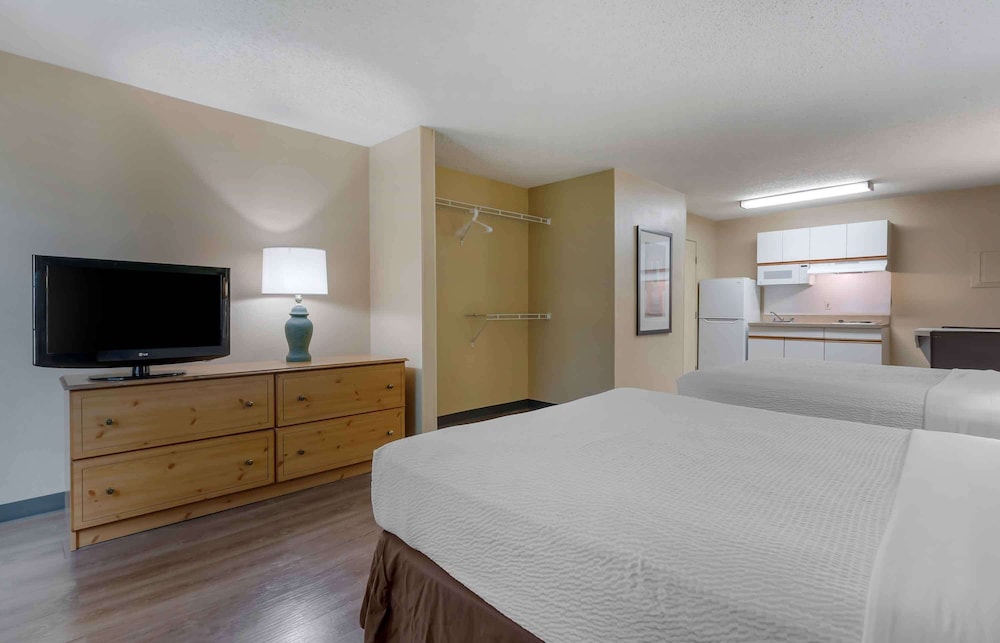 Extended Stay America Suites - Fort Worth - Medical Center 11/50