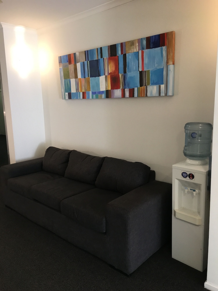 Hobart Waterfront Apartments 15/26