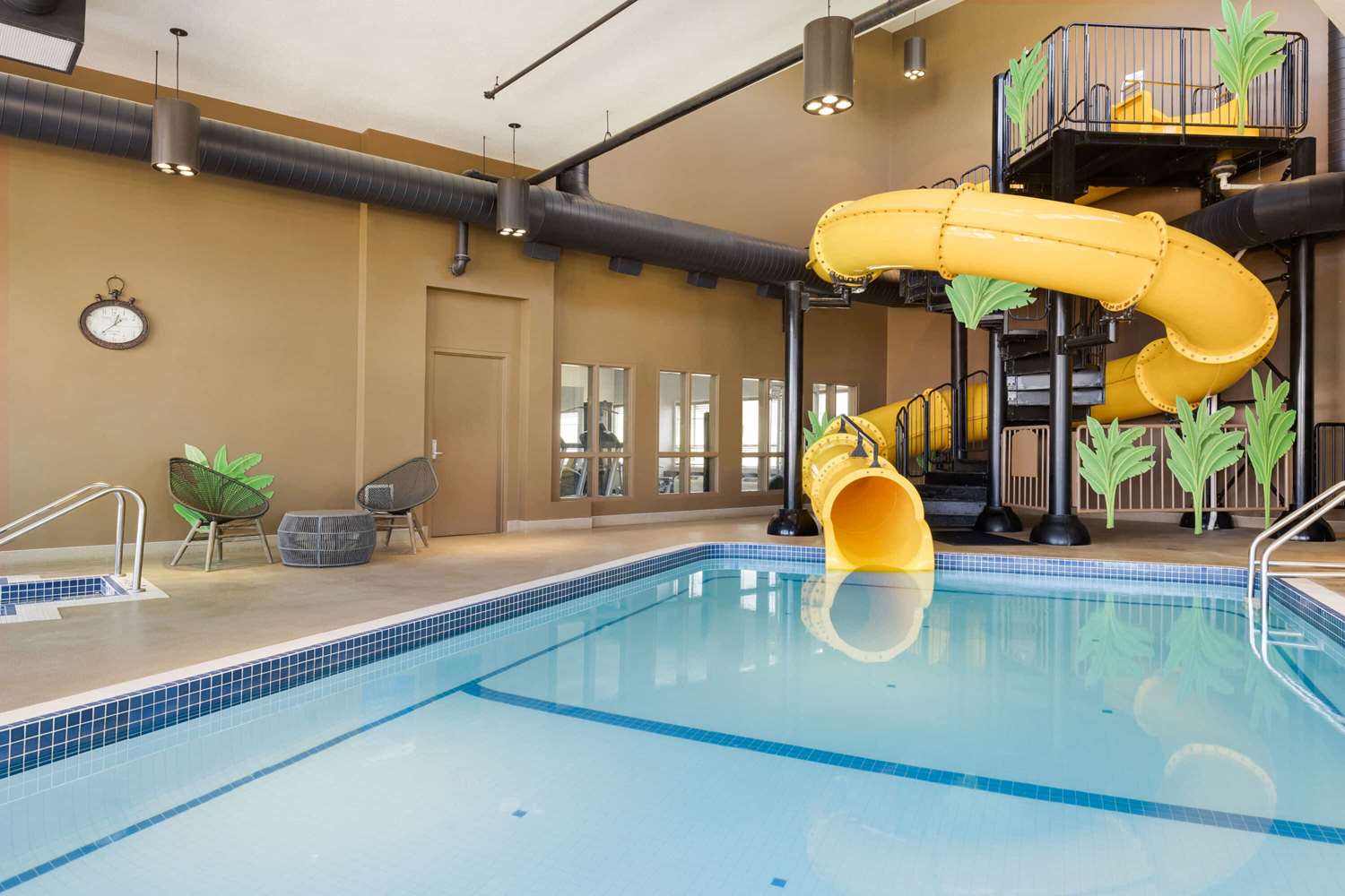 Microtel Inn And Suites By Wyndham Lloydminster 8/25