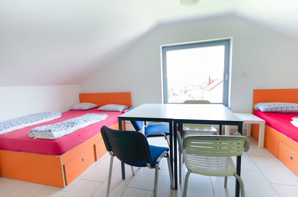 Simbol Rooms 25/41